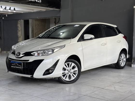 TOYOTA YARIS 1.3 16V FLEX XL PLUS TECH MULTIDRIVE TOYOTA YARIS 1.3 16V FLEX XL PLUS TECH MULTIDRIVE
